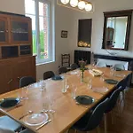 Le 33 : Maison Bourgeoise De Caractere A بيت للعطل لووْ