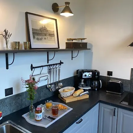 Le 33 : Maison Bourgeoise De Caractere A Holiday home *