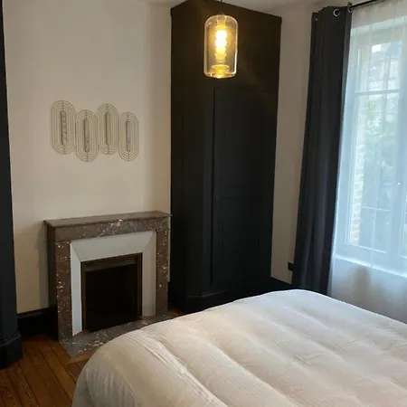 Le 33 : Maison Bourgeoise De Caractere A