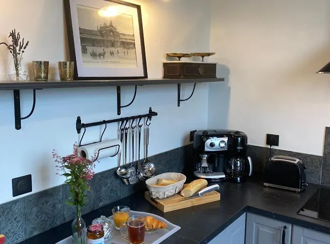 Le 33 : Maison Bourgeoise De Caractere A Holiday home *