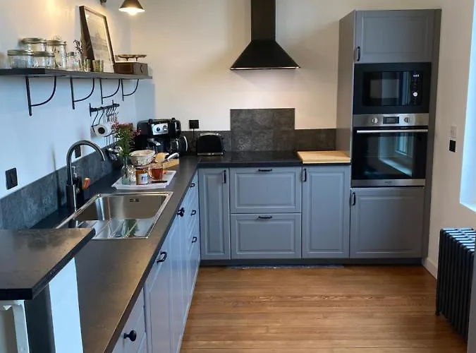 Le 33 : Maison Bourgeoise De Caractere A * Laon